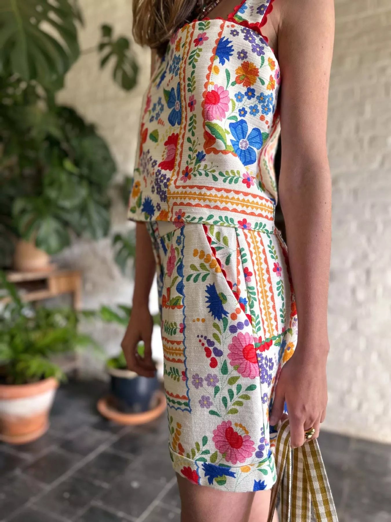 Hazel Blues® | Floral Print Cami and Decorative Pocket Shorts Set
