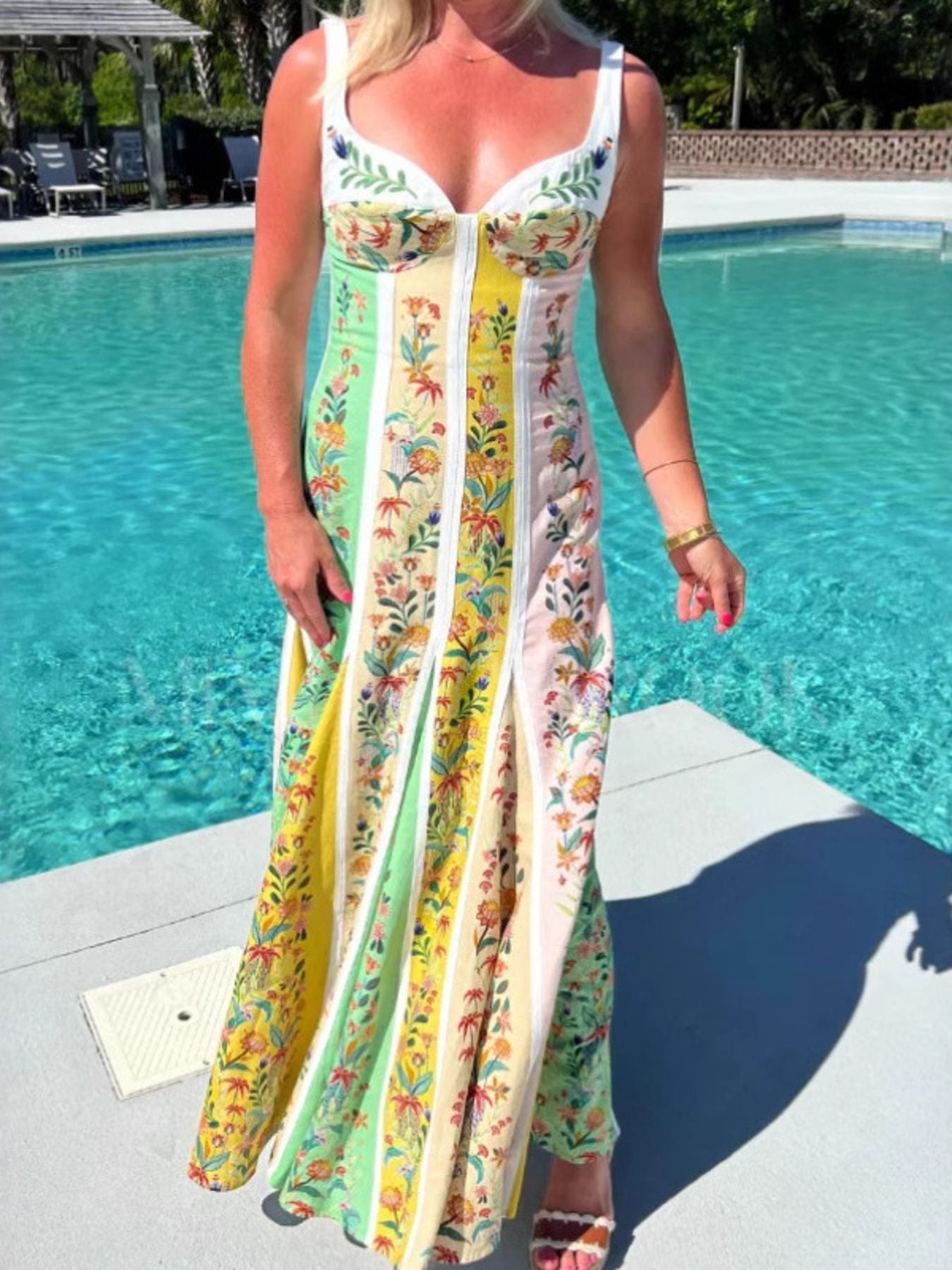 Hazel Blues® | Floral Print Sweetheart Neck Cami Dress