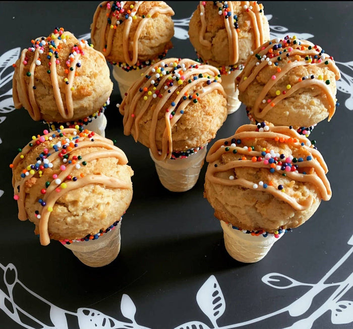 The Blue Cerebus Dog Bakery - Peanut Butter Haagen Dogz -🐾 TOP DOG PICK 🐾 - Dog.Dog.Cat.