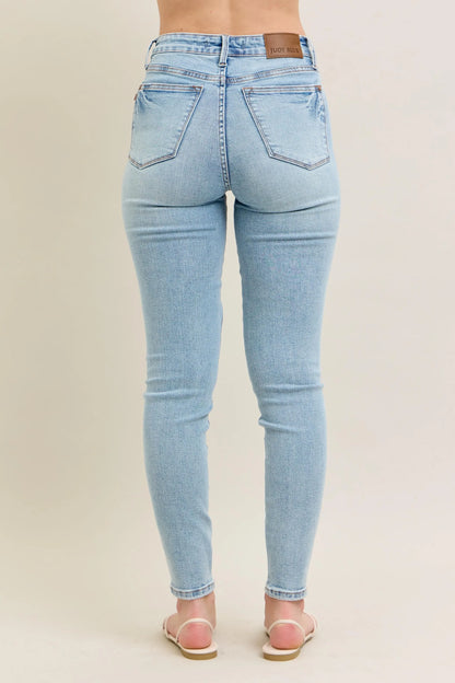 Hazel Blues® | Judy Blue Mr Tummy Control Vintage Wash Skinny Jeans