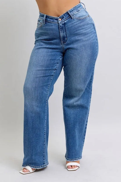 Hazel Blues® | Judy Blue High Waist V-Front Vintage Wash Straight Jeans