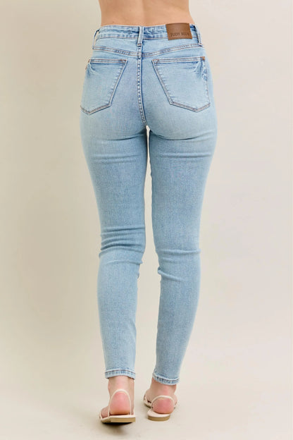 Hazel Blues® | Judy Blue Mr Tummy Control Vintage Wash Skinny Jeans