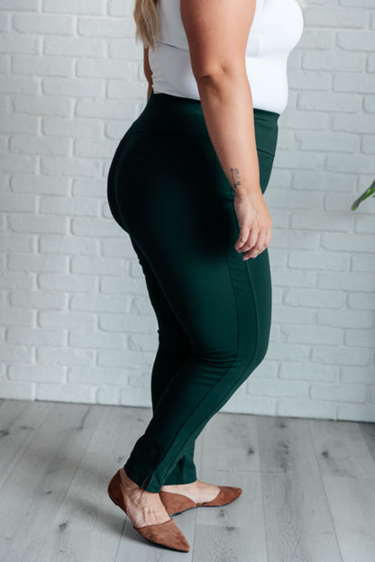 Hazel Blues® |  Magic Skinny 28" Pants in Hunter Green