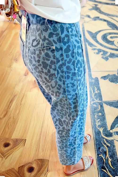Hazel Blues® |  Leopard Print High-Waisted Relaxed Fit Jeans