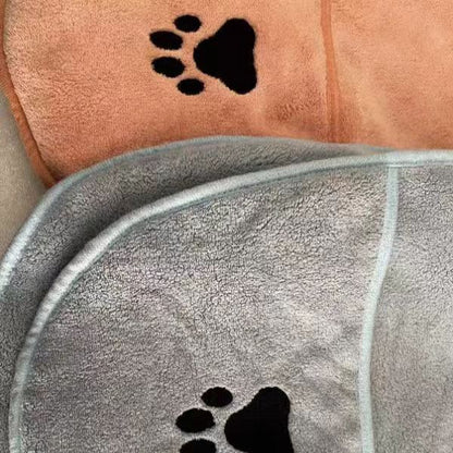 Microfiber Dog Towel with Hand Pockets - Dog.Dog.Cat.