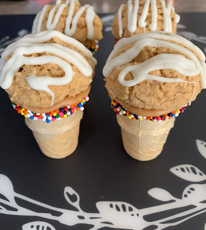 The Blue Cerebus Dog Bakery - Snicker’Poodle Haagen Dogz - 🐾 TOP DOG PICK 🐾 - Dog.Dog.Cat.
